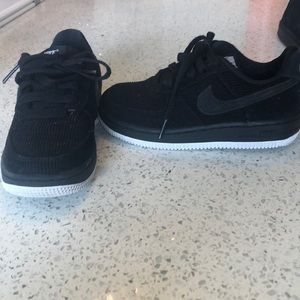 Force 1 Corduroy Sneaker